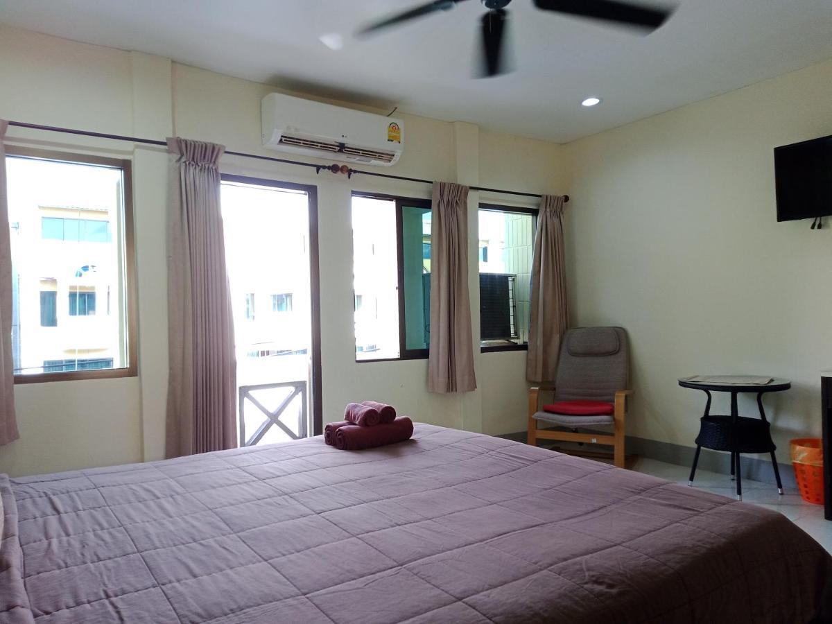 Living Room Guesthouse & Cafe Bar Karon Εξωτερικό φωτογραφία