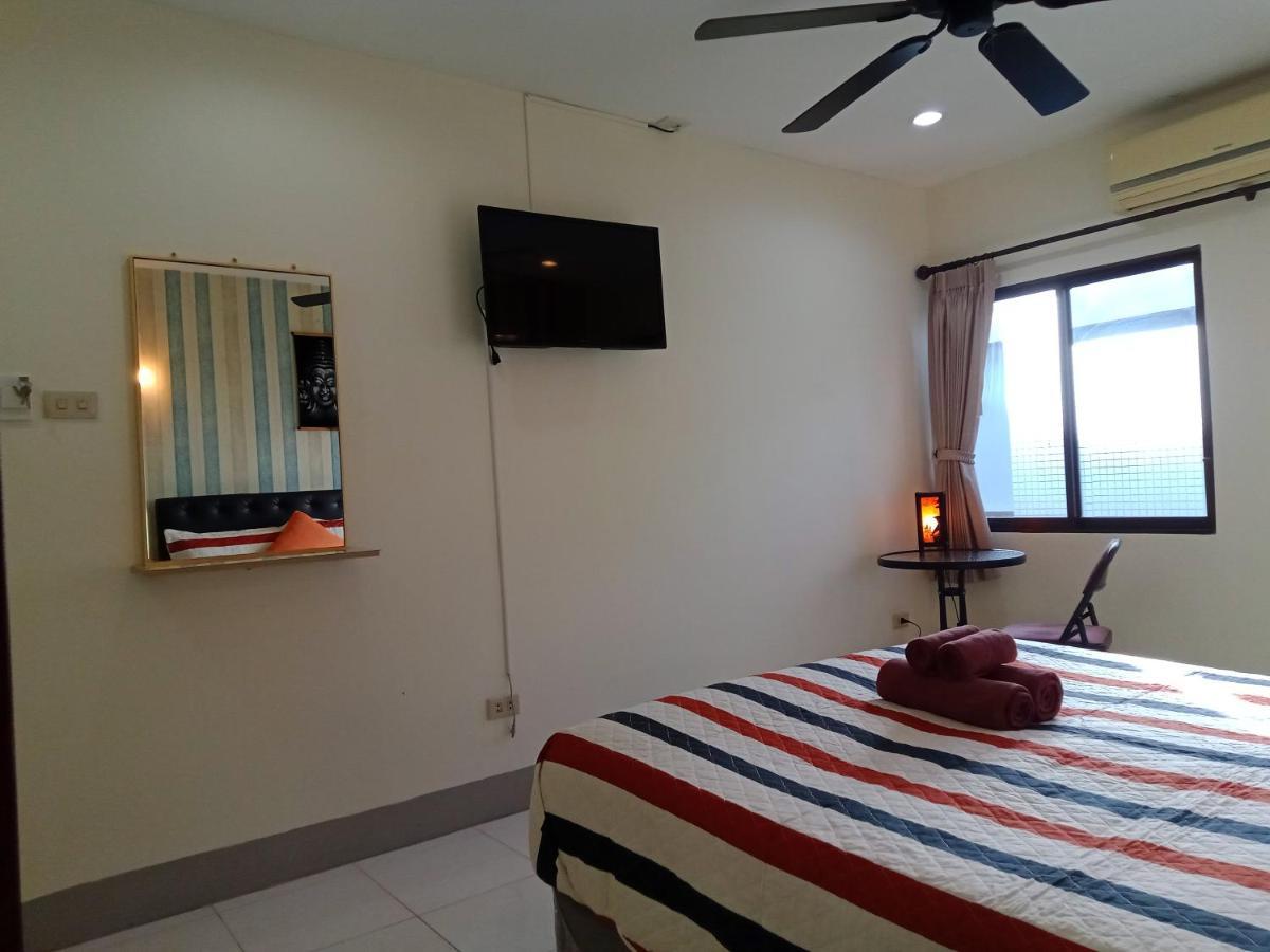 Living Room Guesthouse & Cafe Bar Karon Εξωτερικό φωτογραφία