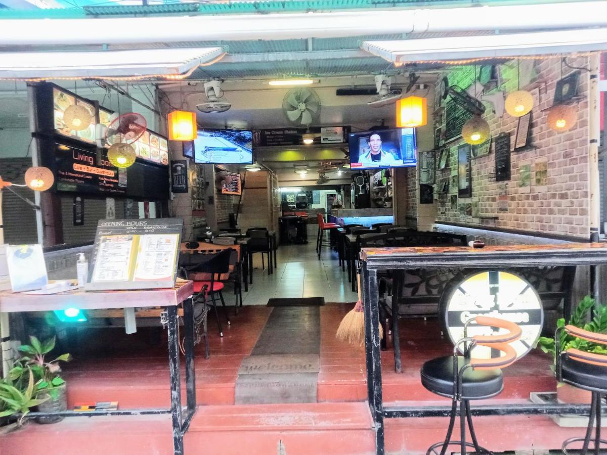 Living Room Guesthouse & Cafe Bar Karon Εξωτερικό φωτογραφία