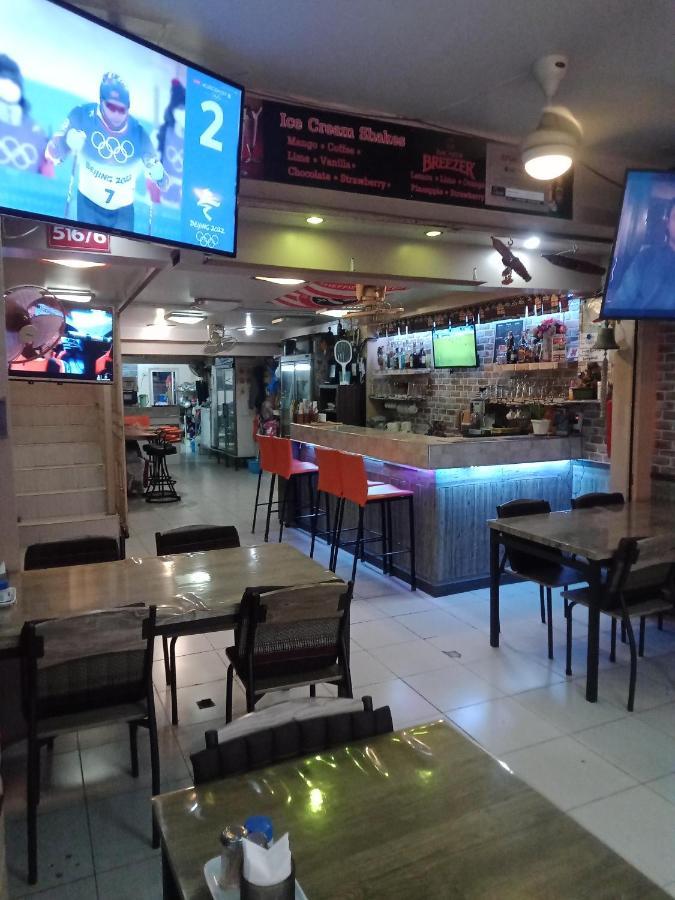 Living Room Guesthouse & Cafe Bar Karon Εξωτερικό φωτογραφία